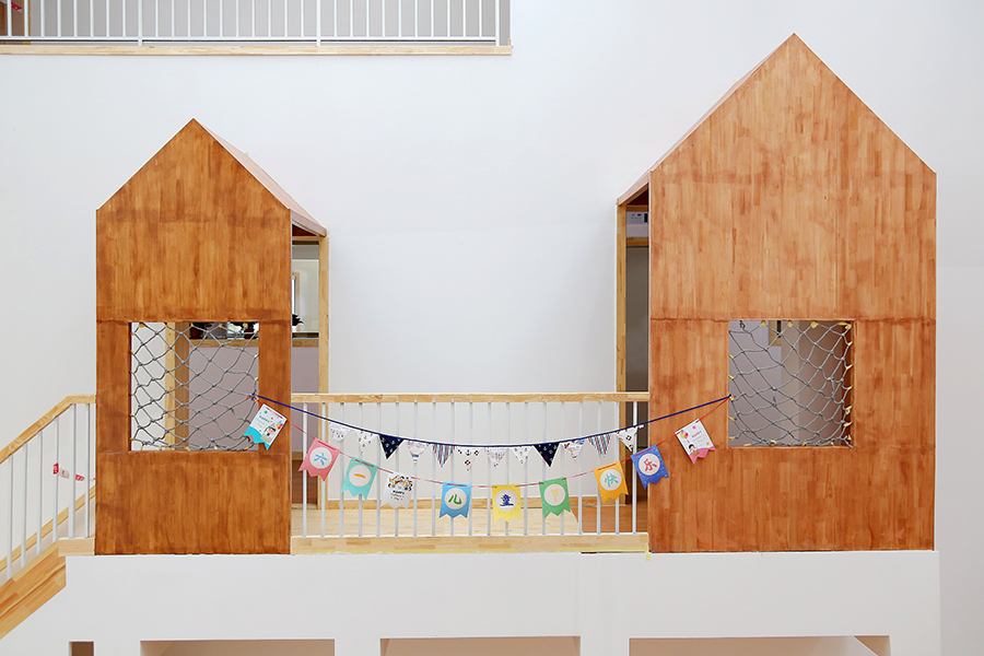 J66_0103.jpg J66_0103.jpg