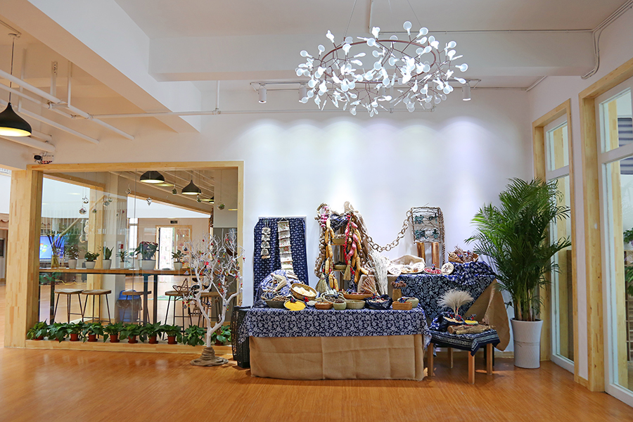 J66_0058.jpg J66_0058.jpg