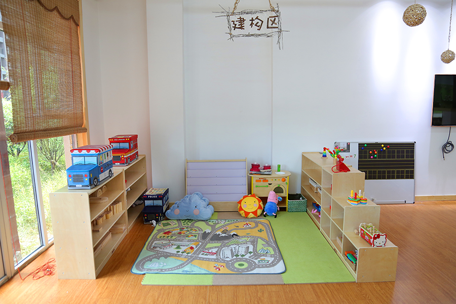 J66_0083.jpg J66_0083.jpg