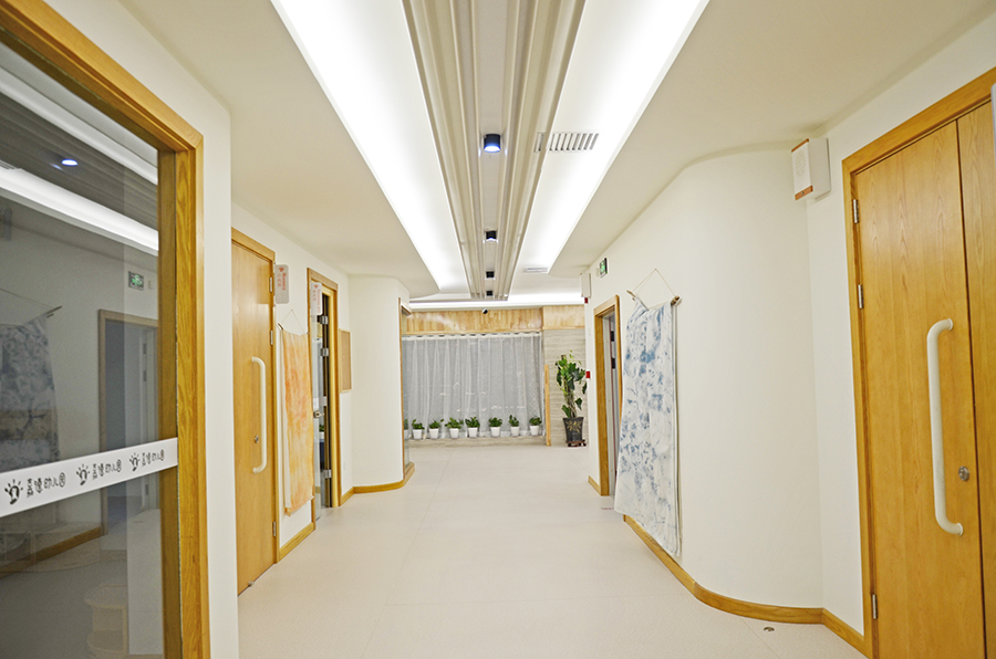 02-走廊2.jpg 02-走廊2.jpg