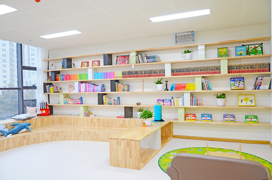 绘本馆1.jpg 绘本馆1.jpg