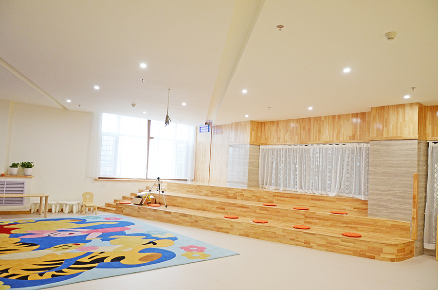 多功能教室2.jpg 多功能教室2.jpg